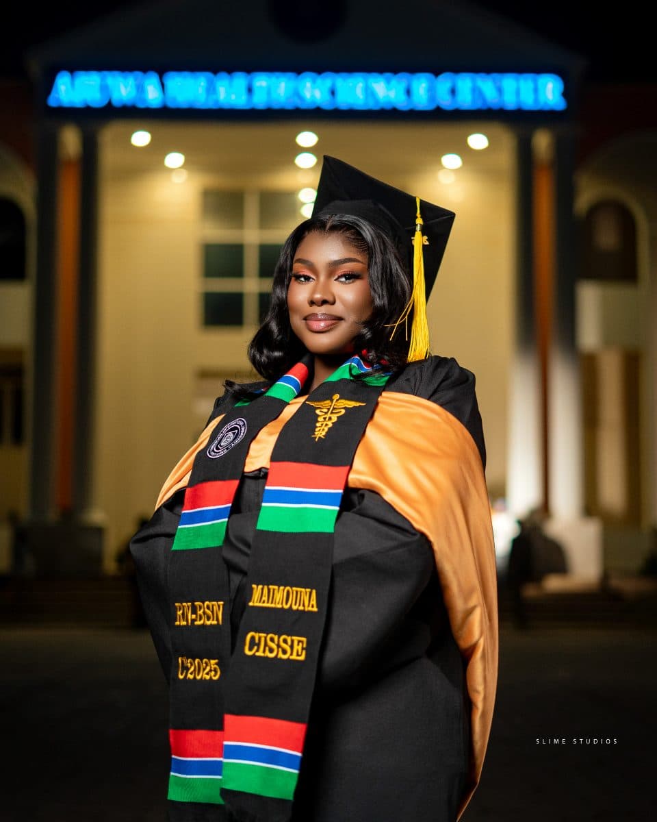 Outdoor Graduation Portraits